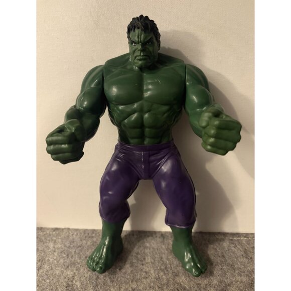 Hasbro Marvel 9.5" Incredible Hulk 2019 Toy  # 3007 - Picture 1 of 5